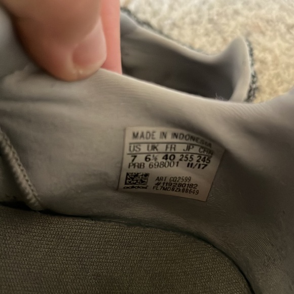 Adidas running shoes - Picture 6 of 6